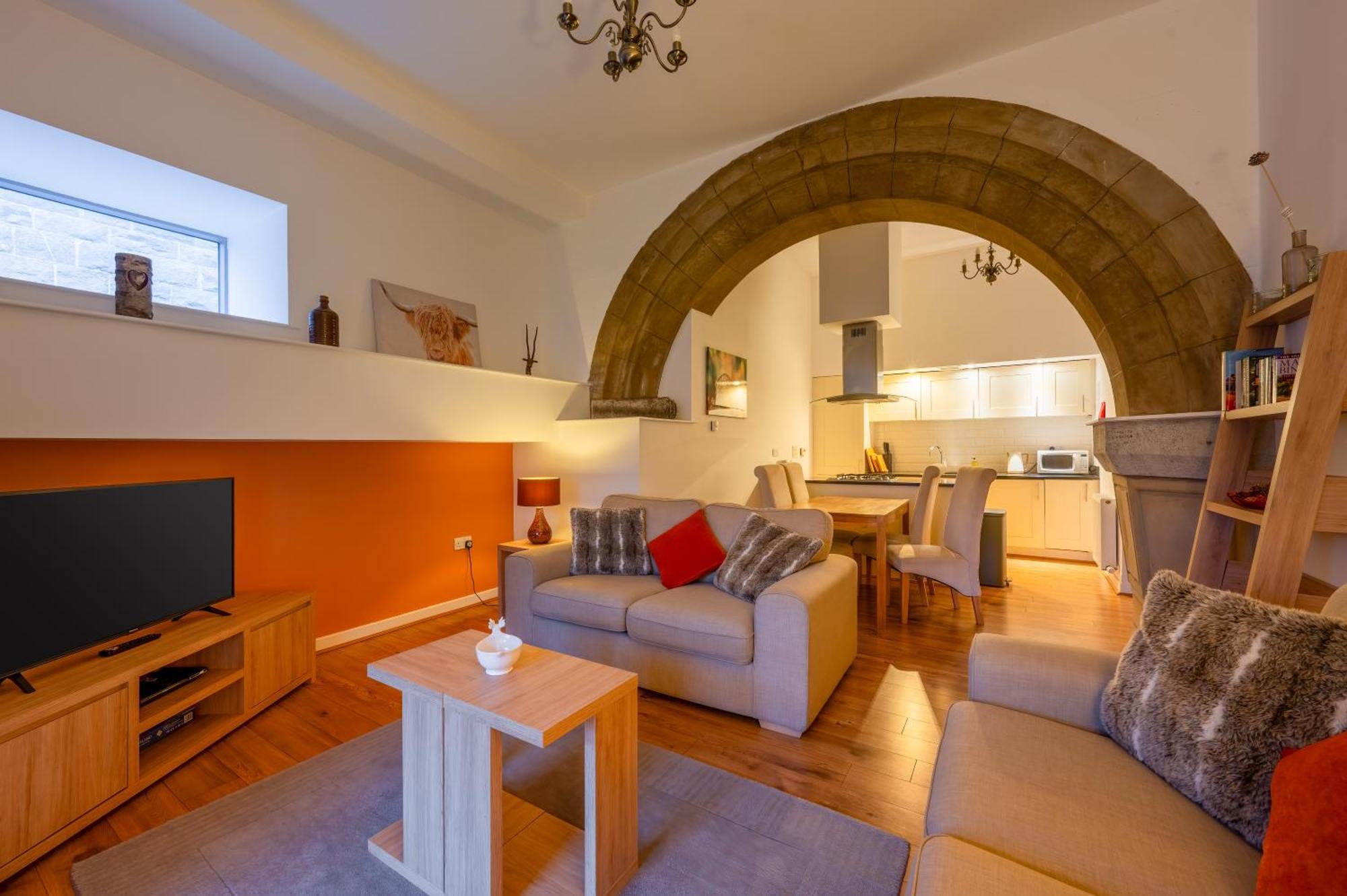 Abbey Church Upper North Aisle Luxury Self Catering 2 Bedroom Apartments 포트오거스타 외부 사진